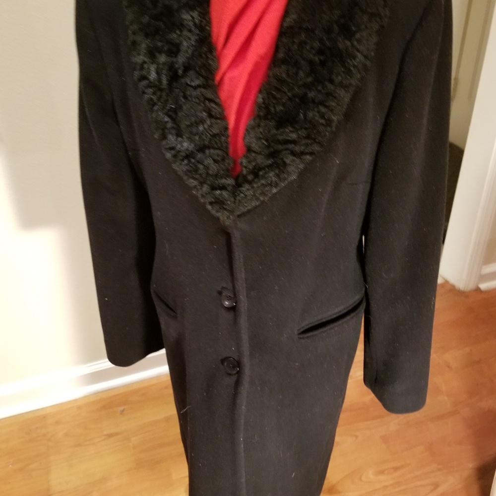 Wool coat - Picture 8 of 8